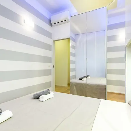 Duomo - Via Uberto Visconti Di Modrone 8 - Appartement *
